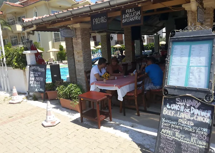 Sahin Palace Hotel 3*