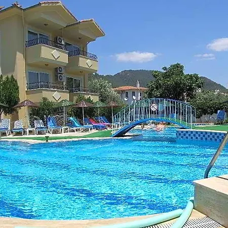 Sahin Palace Hotel 3*