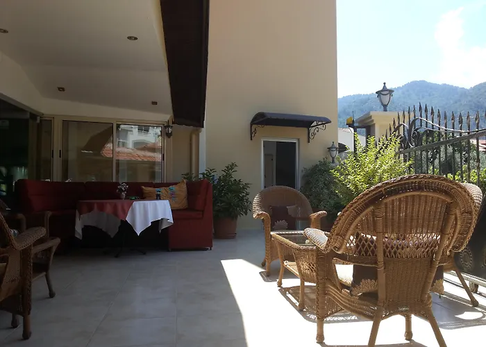 Sahin Palace Otel 3*