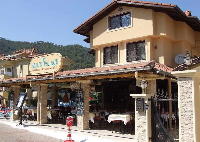 Sahin Palace ホテル 3*